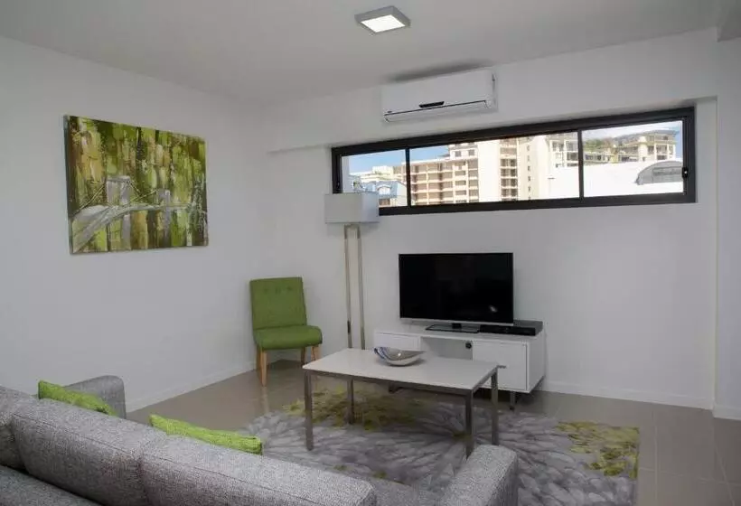 ２ベッドルームデラックスアパートメント, Atrio Apartments