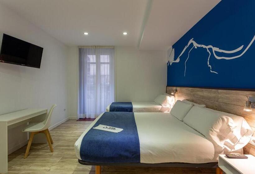 اتاق خانوادگی, Casual Blue