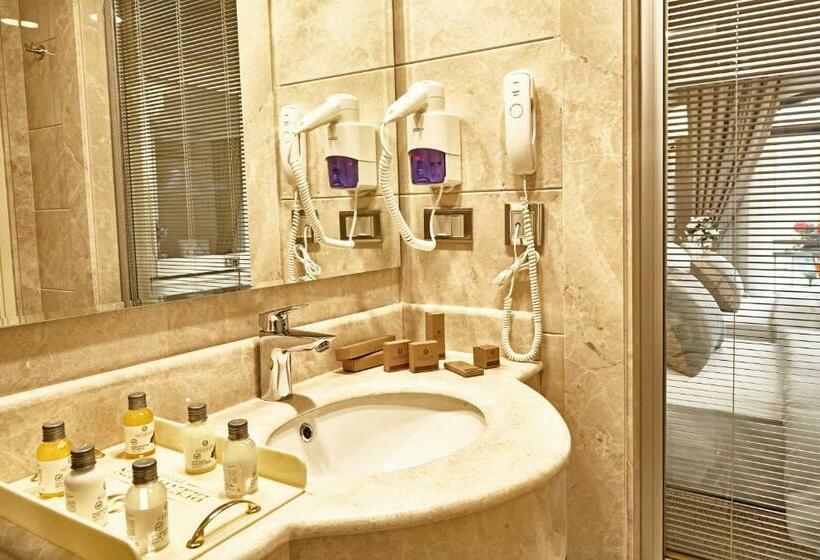Номер Deluxe, Beethoven Hotel   Special Category