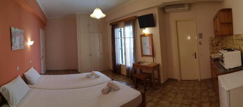 标准工作室, Elli Marina Studios And Apartments