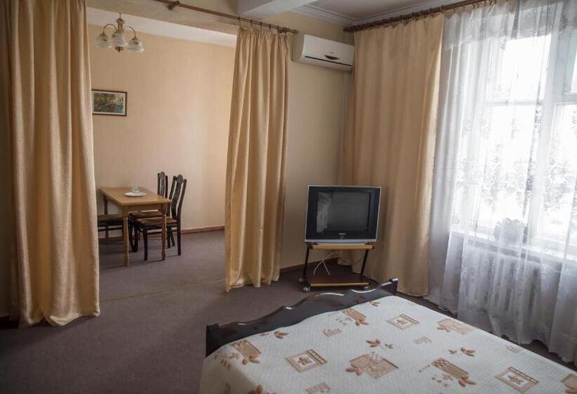 سوییت, Chisinau