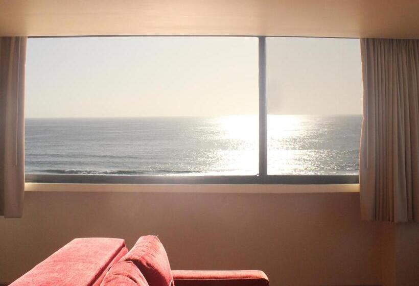 סוויטת דלוקס נוף לים, Corona Plaza