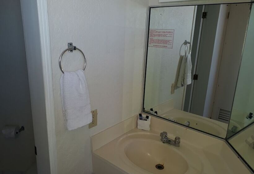 חדר סטנדרט, Corona Plaza