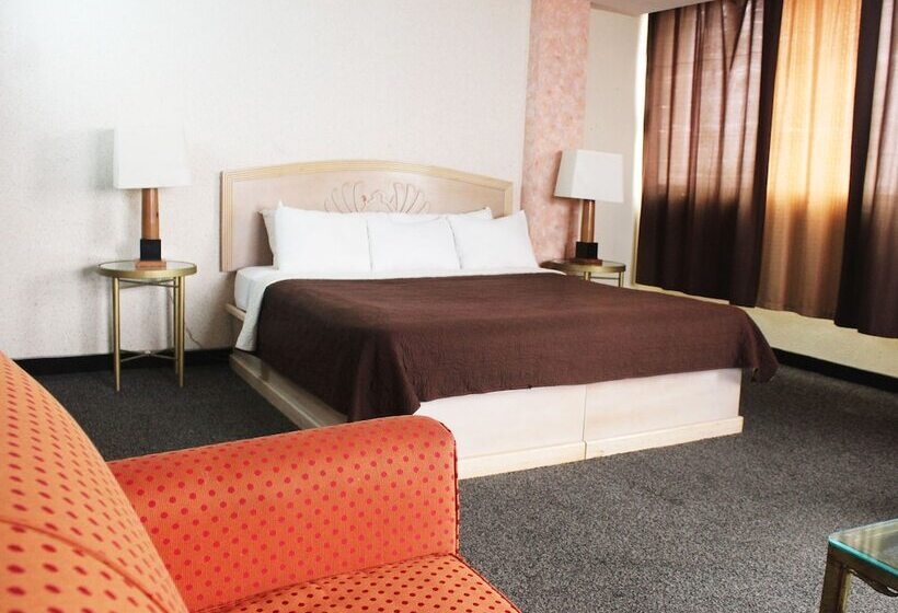 סוויטה נוף לים, Corona Plaza