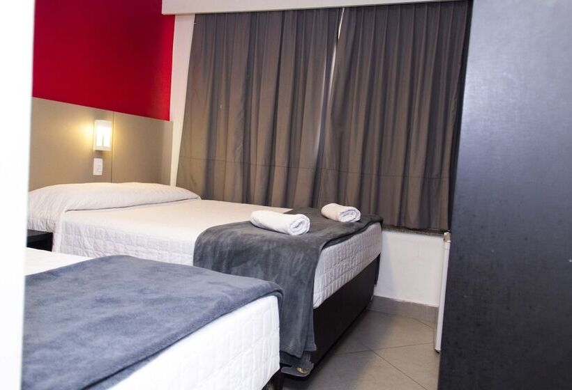 חדר דלוקס לשלושה, Minuano Hotel Express Próx Orla Lago Guaíba, Mercado Público, 300 M Rodoviária