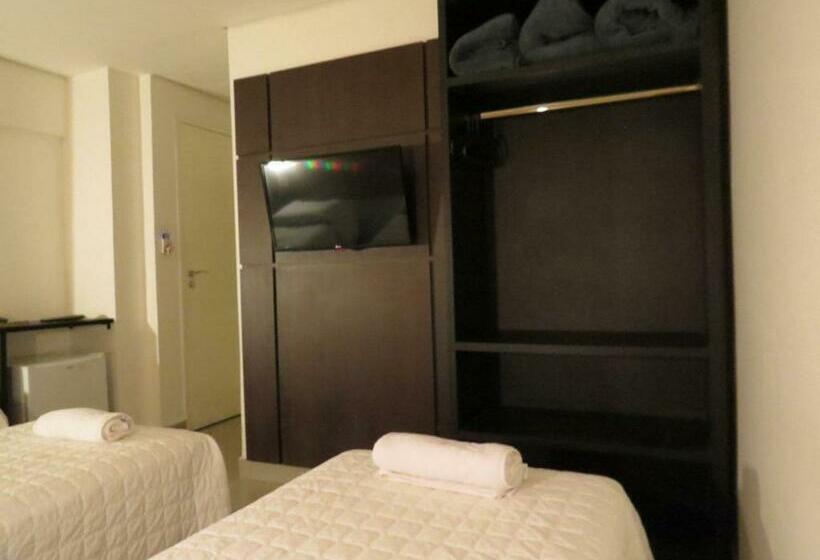 חדר דלוקס לשלושה, Minuano Hotel Express Próx Orla Lago Guaíba, Mercado Público, 300 M Rodoviária