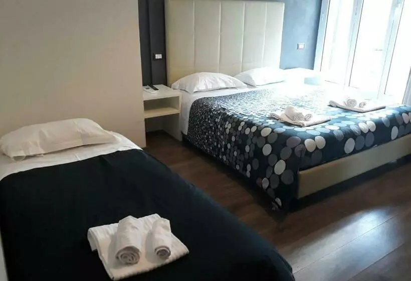 اتاق استاندارد سه نفره, Modern Bnb