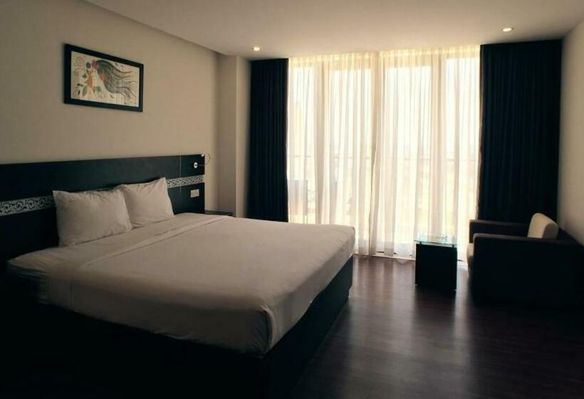 اتاق لوکس با بالکن, Sea Garden