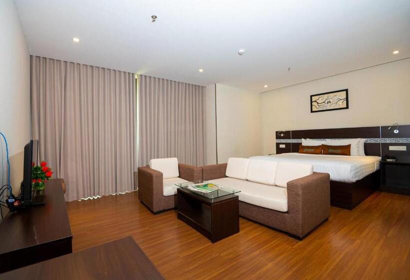 سوئیت با بالکن, Sea Garden