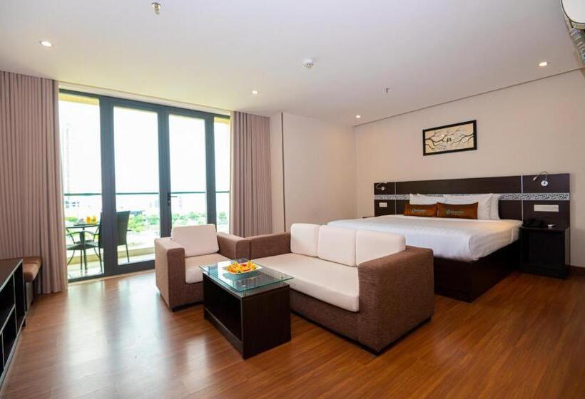 سوئیت با بالکن, Sea Garden