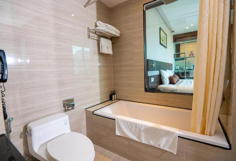 1 Bedroom Apartment Mountain View, Sea Garden