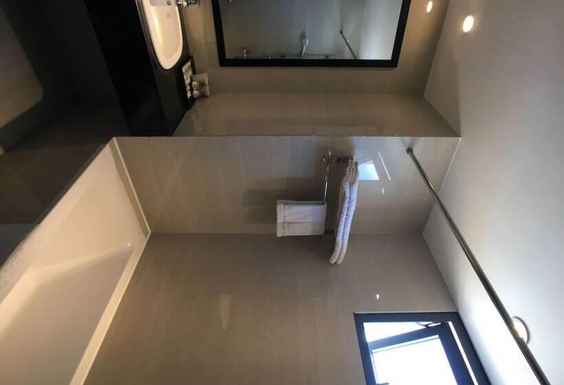 اتاق لوکس, Sea Garden