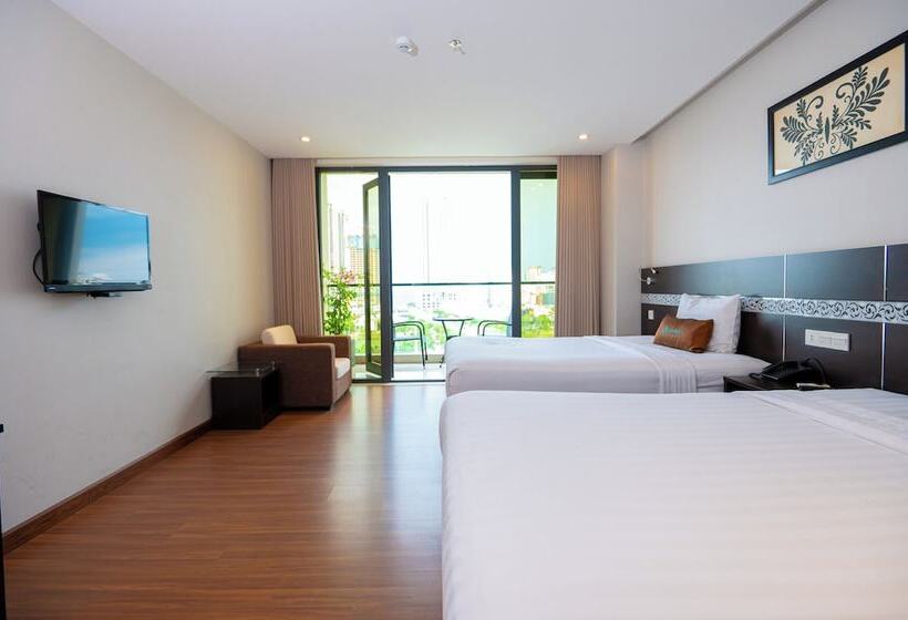 اتاق لوکس با بالکن, Sea Garden