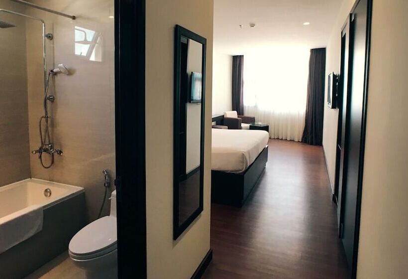 اتاق لوکس با بالکن, Sea Garden