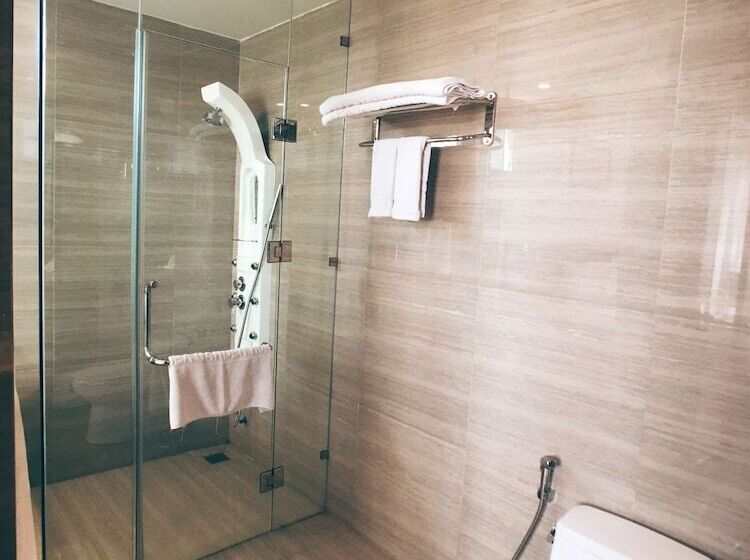 اتاق لوکس با بالکن, Sea Garden