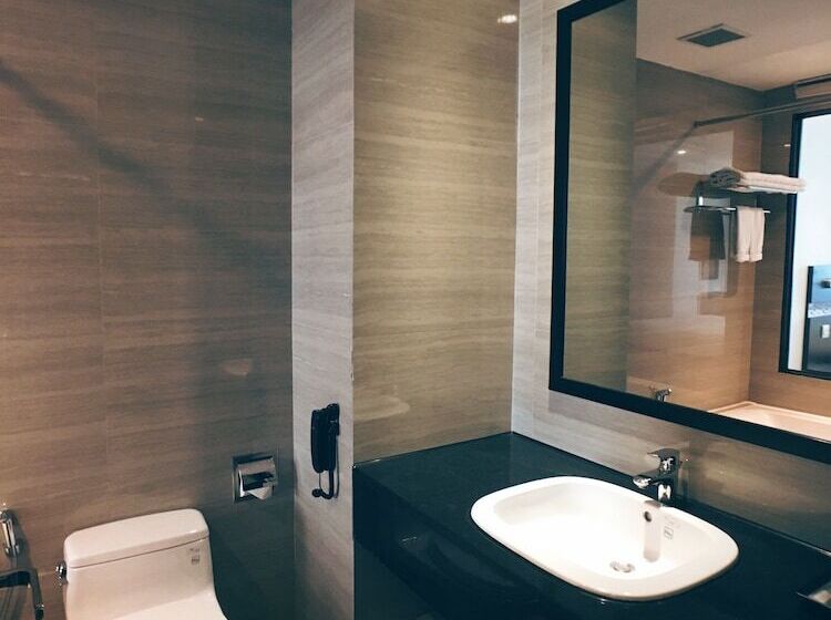 اتاق لوکس با بالکن, Sea Garden