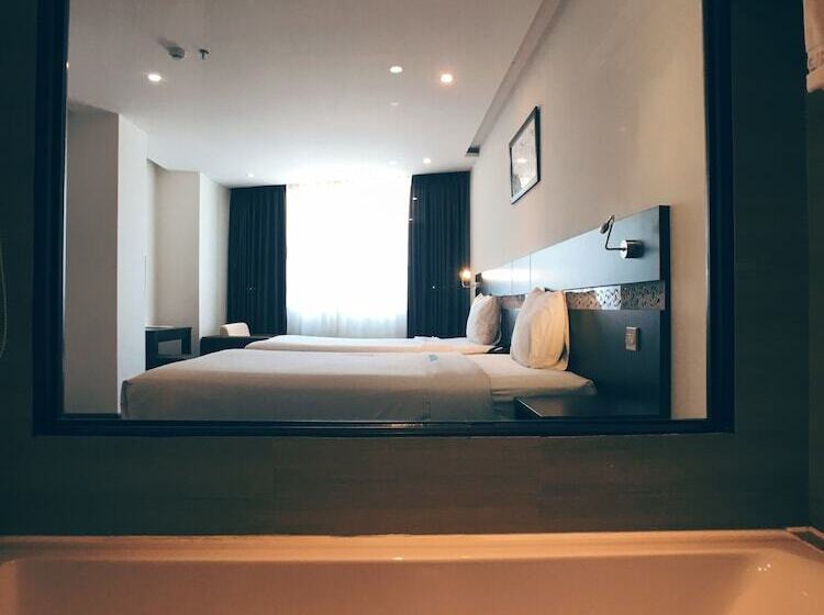 اتاق لوکس با بالکن, Sea Garden