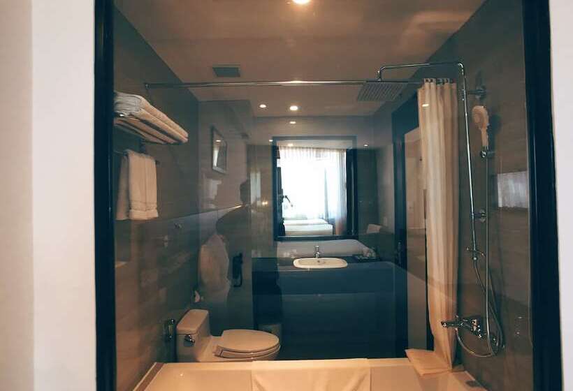 اتاق لوکس با بالکن, Sea Garden