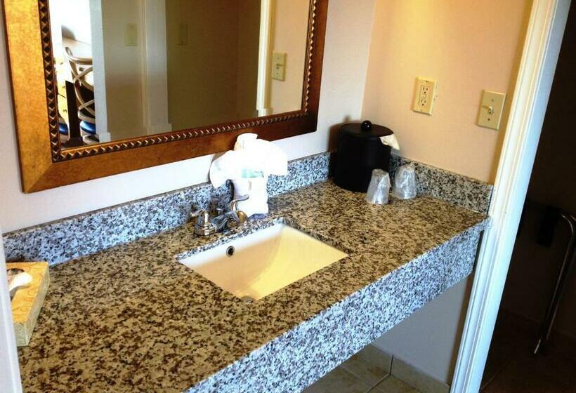 Стандартный Номер Кровать Кинг, Days Inn By Wyndham Lakewood South Tacoma