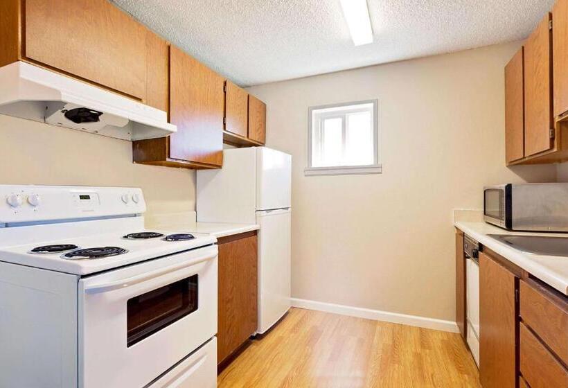 إستوديو قياسى سرير كينج, Days Inn By Wyndham Lakewood South Tacoma