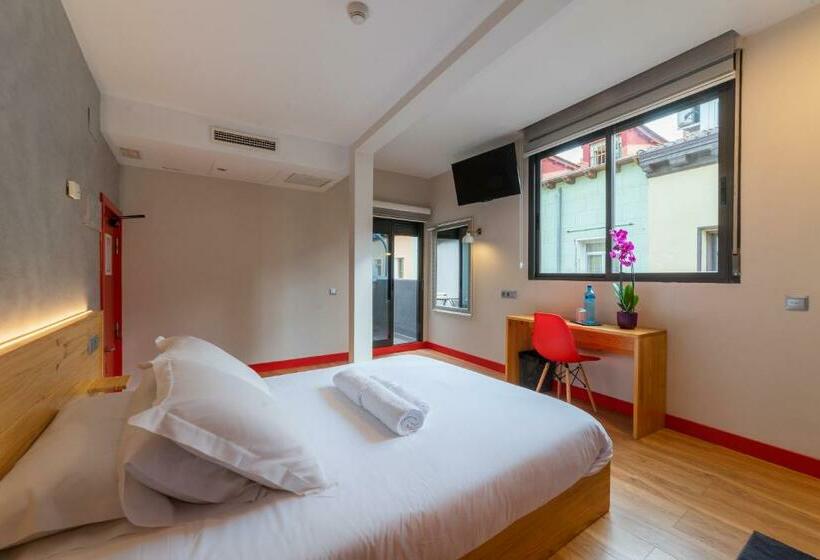 اتاق لوکس, Ok Hostel Madrid