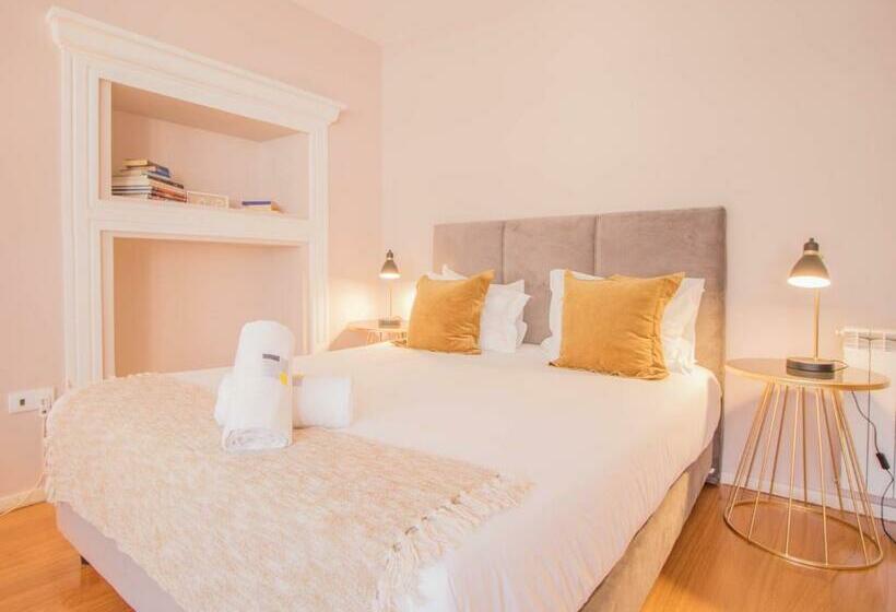 Balkonlu 4 kişilik Standart Oda, Alibi By Yoursporto