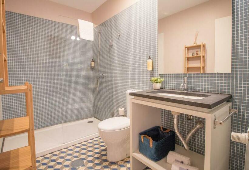 Balkonlu 4 kişilik Standart Oda, Alibi By Yoursporto