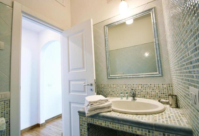 オーシャンビュースタンダードルーム, Capri Inn