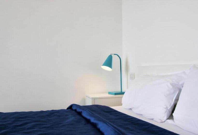 Номер Стандарт Вид на Море, Capri Inn