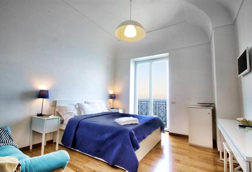 オーシャンビュースタンダードルーム, Capri Inn