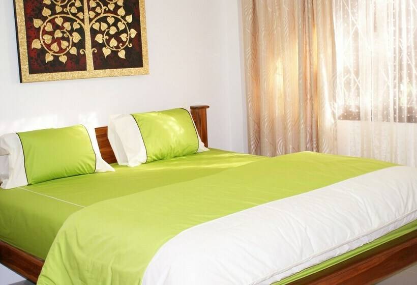 수피리어 룸, Tara B&b Kanchanaburi