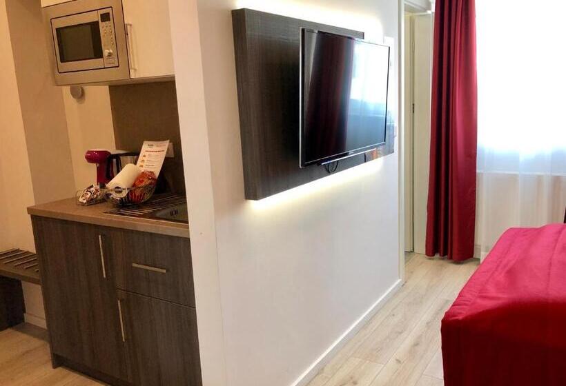 스탠다드 스튜디오, Star Apart Hotel Sachsenhausen