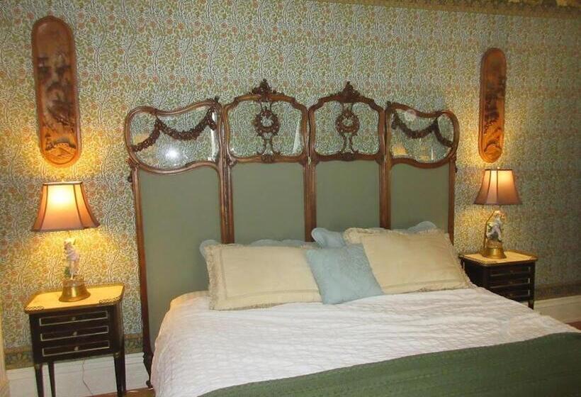 豪华单人间, Johnstone Mansiion