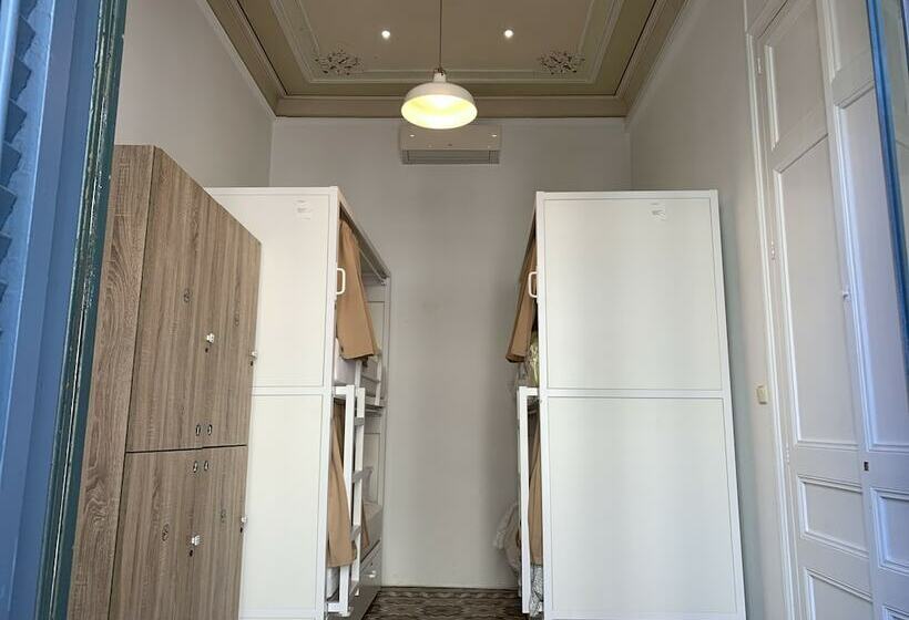 Кровать в Общей Комнате, Coimpact Coliving   Hostel