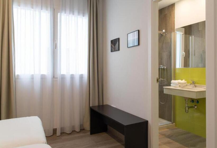 آپارتمان 1 خوابه, Apartamentos Campo Del Príncipe