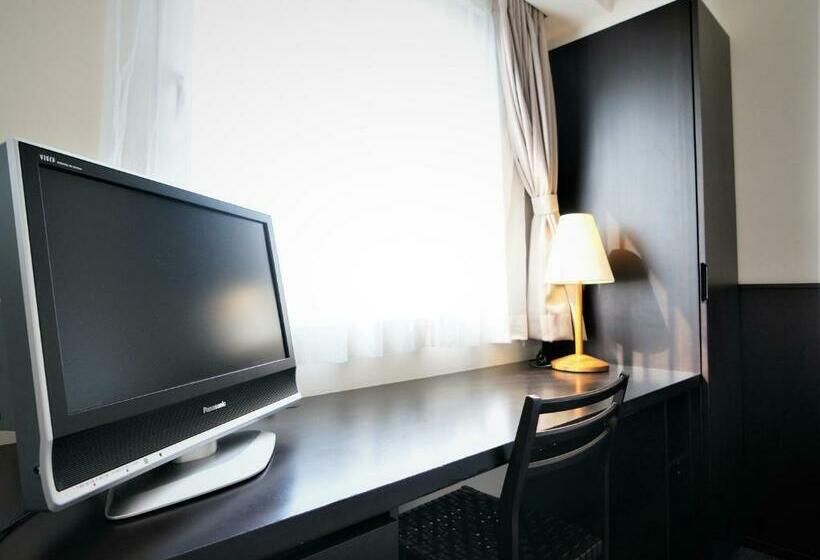 Номер Базовый Двуспальная Кровать, Green Rich Hotel Tosu Ekimae
