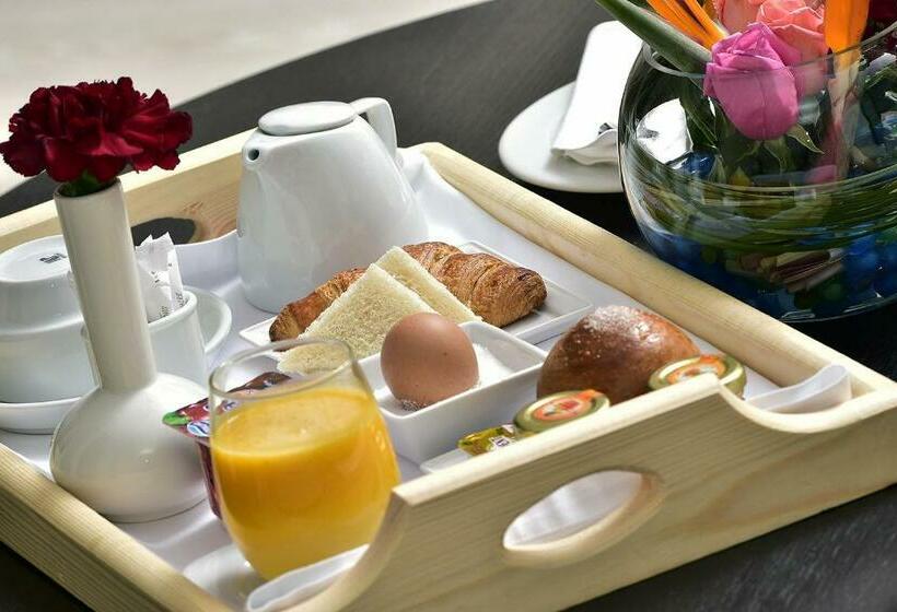 اتاق استاندارد یک نفره, Az Hôtels Zeralda