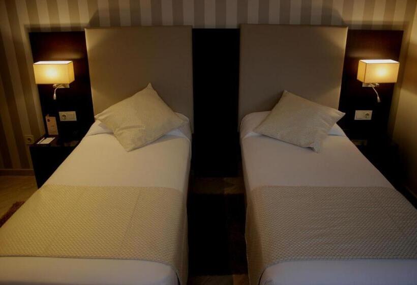 اتاق استاندارد, Az Hôtels Zeralda