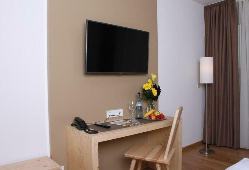 Quarto standart com varanda, Beim Rinderwirt