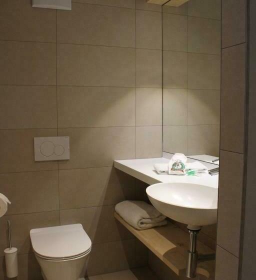 Quarto Standard Individual com Balcão, Beim Rinderwirt