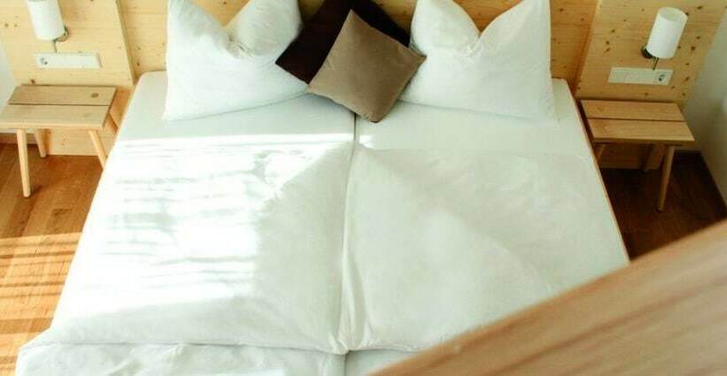 Quarto Standard Individual com Balcão, Beim Rinderwirt