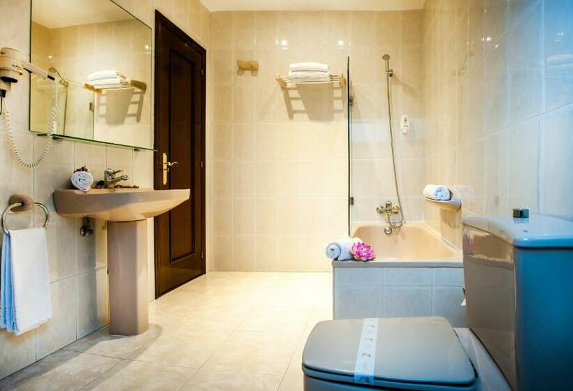 غرفة قياسية, Don Pepe Ria