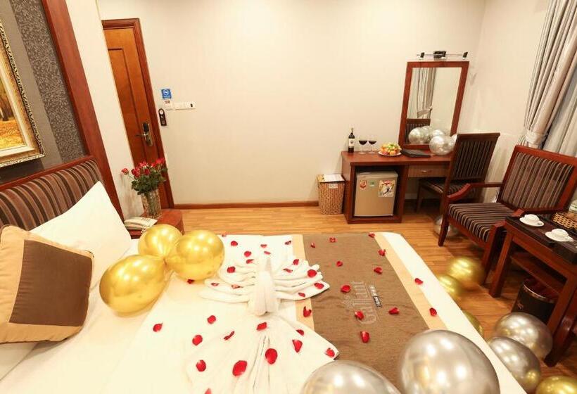 اتاق سوپریور, Gallant