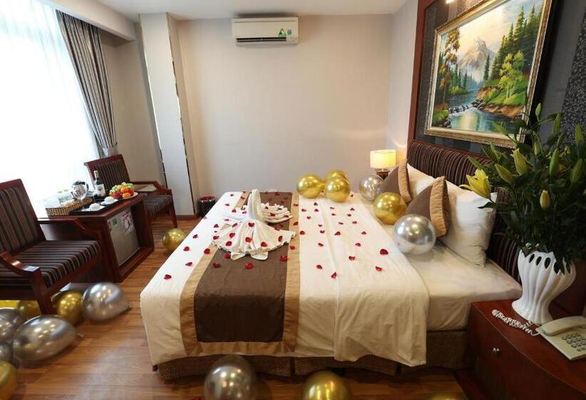 اتاق لوکس, Gallant