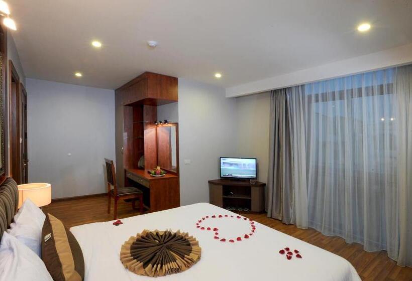 اتاق سوپریور, Gallant