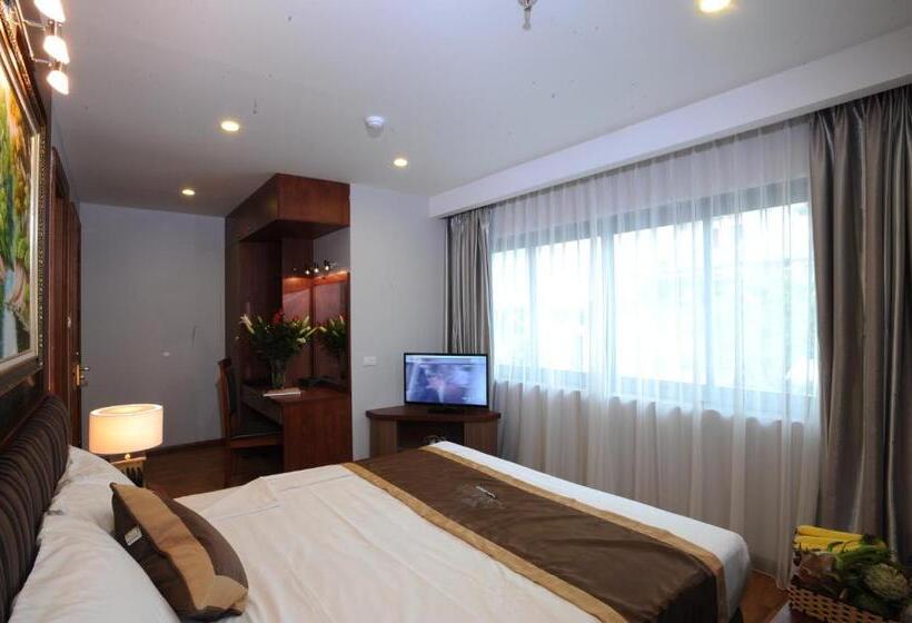 اتاق لوکس, Gallant