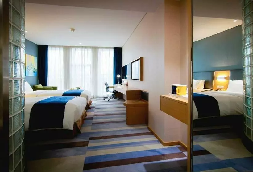 スーペリアールーム, Holiday Inn Express Leshan City Square, An Ihg Hotel High Speed Rail And Leshan Giant Buddha