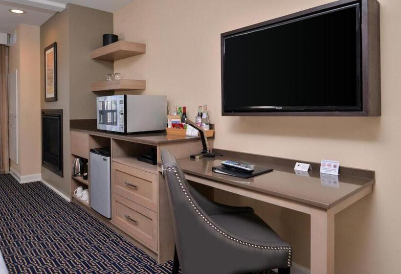 جناح سرير كينج, Inn At Nye Beach