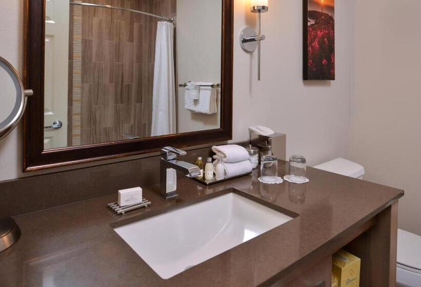 جناح سرير كينج, Inn At Nye Beach