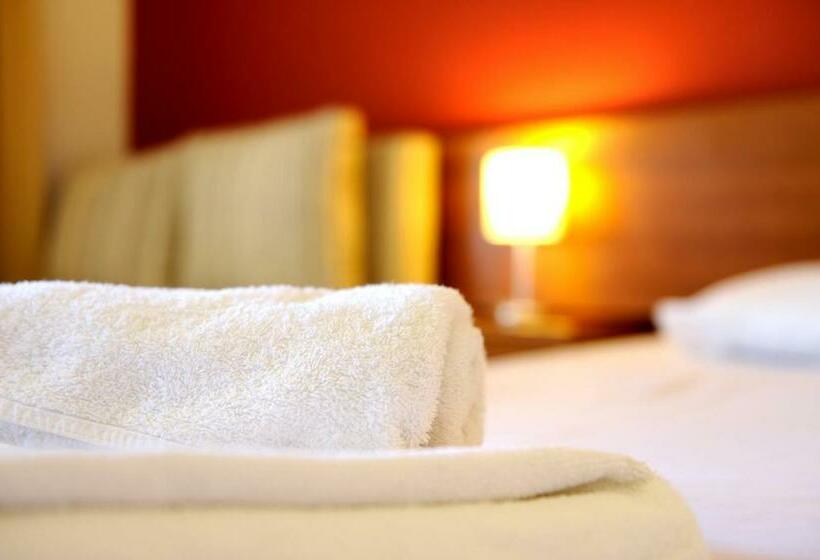 غرفة قياسية, Lindenhof 1887